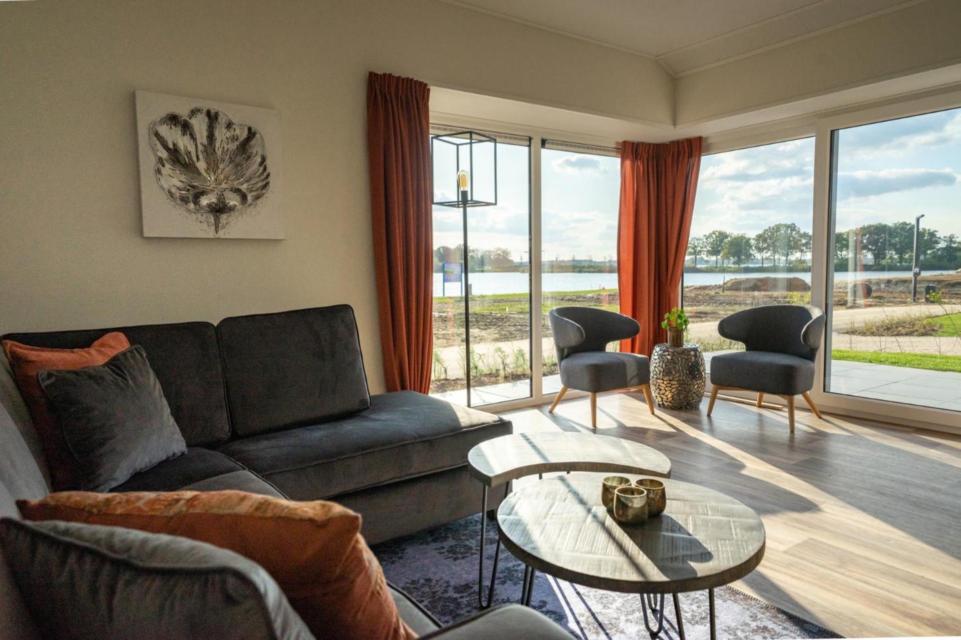 Europarcs De Kraaijenbergse Plassen Linden Room photo